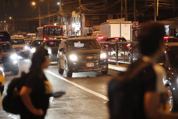 Especialistas advierten sobre el impacto del desorden vial en la salud mental y el desarrollo de la ciudad. Foto: GEC.