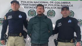 Yonayke Martínez Carrión, alias 'Ojitos', detenido por la Policía y su dirección de Interpol (DIJIN) en la localidad de Belén, municipio de Boyacá el 20 de junio de 2024. (Foto de Twitter/X @DirectorPolicia)