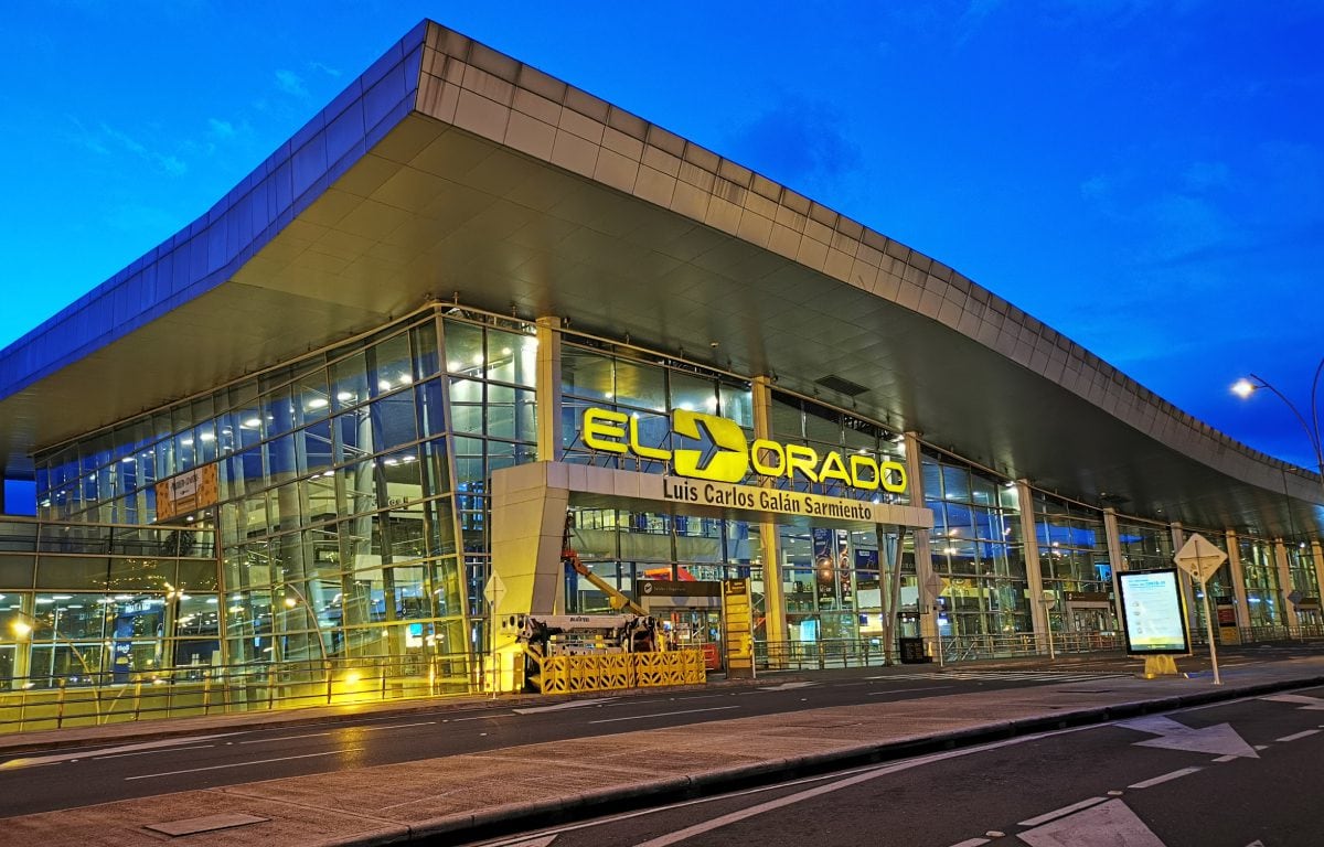 Aeropuerto Internacional El Dorado ubicado en Colombia y considerado como el mejor de América Latina por diversas páginas, plataformas y organizaciones. (Fuente: Visit Bogotá)