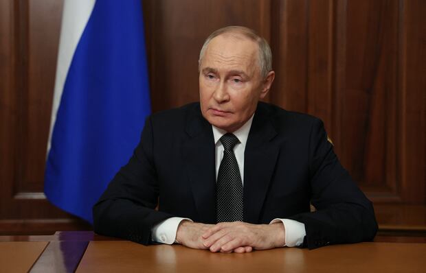 El presidente de Rusia, Vladimir Putin, pronuncia un discurso televisado a la nación en Moscú el 21 de noviembre de 2024. (Foto de Vyacheslav PROKOFYEV / AFP).