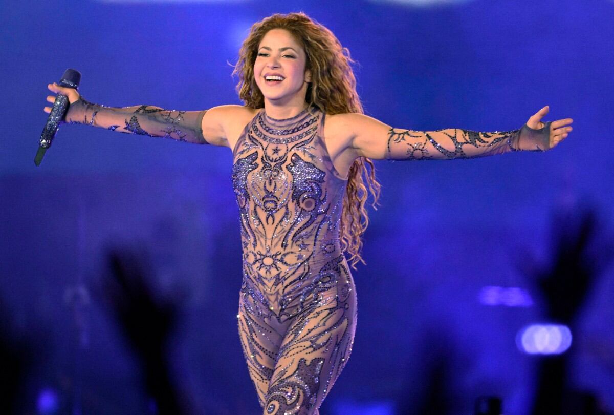 La alerta se relaciona con un riesgo sanitario detectado entre los asistentes al evento de Shakira en Nueva Jersey. | Crédito: Alfredo ESTRELLA / AFP