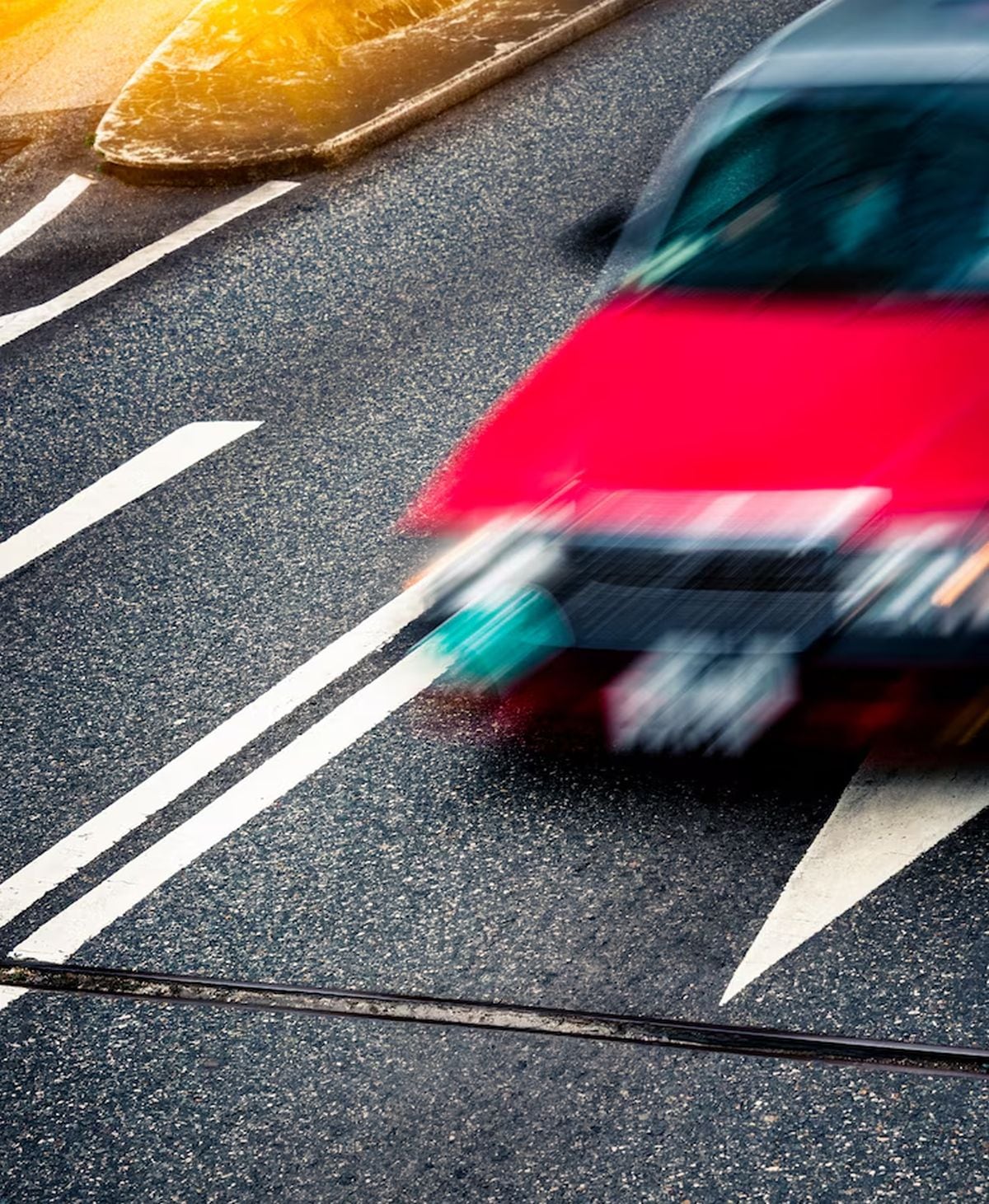 Muchas familiares perdieron a uno de sus miembros por el exceso de velocidad en la que iban las unidades (Foto: Freepik)