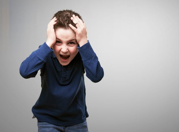 Es normal que los niños sientan nervios antes de volver al colegio, pero si su malestar persiste e interfiere en su vida diaria, podría tratarse de ansiedad.