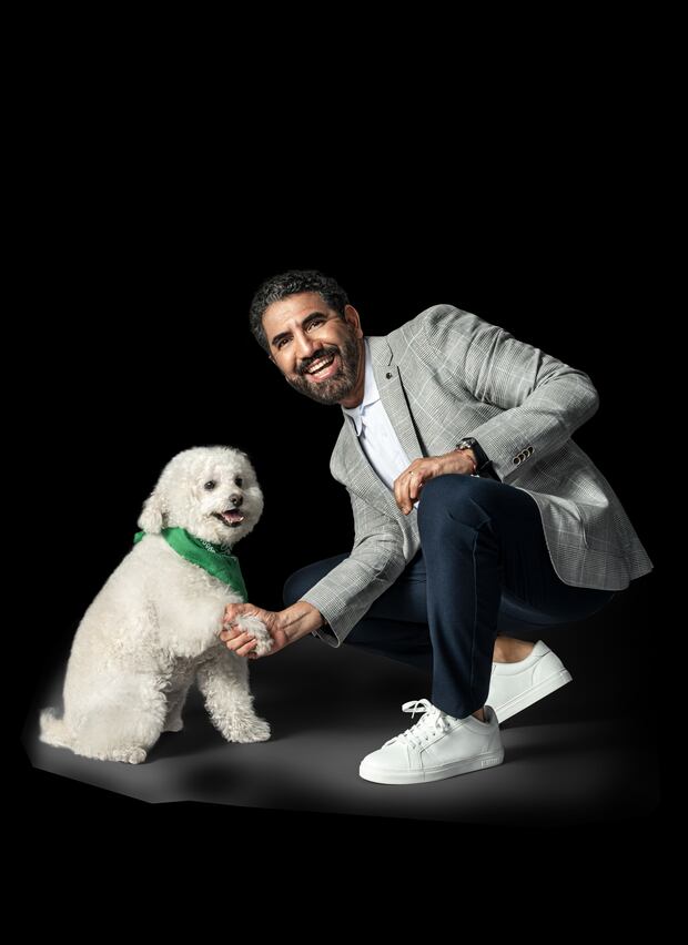 Fernando Díaz y su querida perrita Pipoca. (Foto: Latina)
